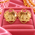 BETTY HEART STUDS
